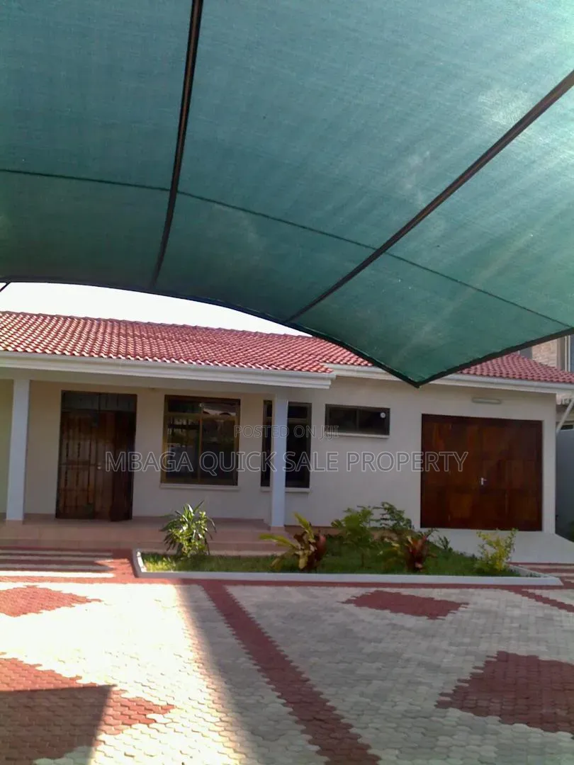 4bdrm House in Masaki, Kinondoni for rent