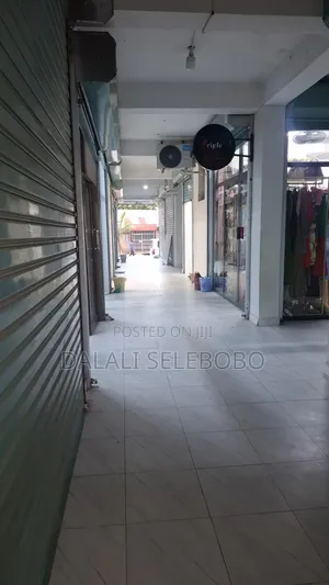 Frem Rent at Mwenge Tra
