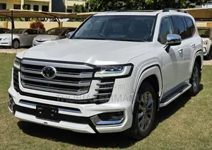 Toyota Land Cruiser 2024 White