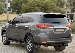Toyota Fortuner 2.8 D AWD 2018 Gray
