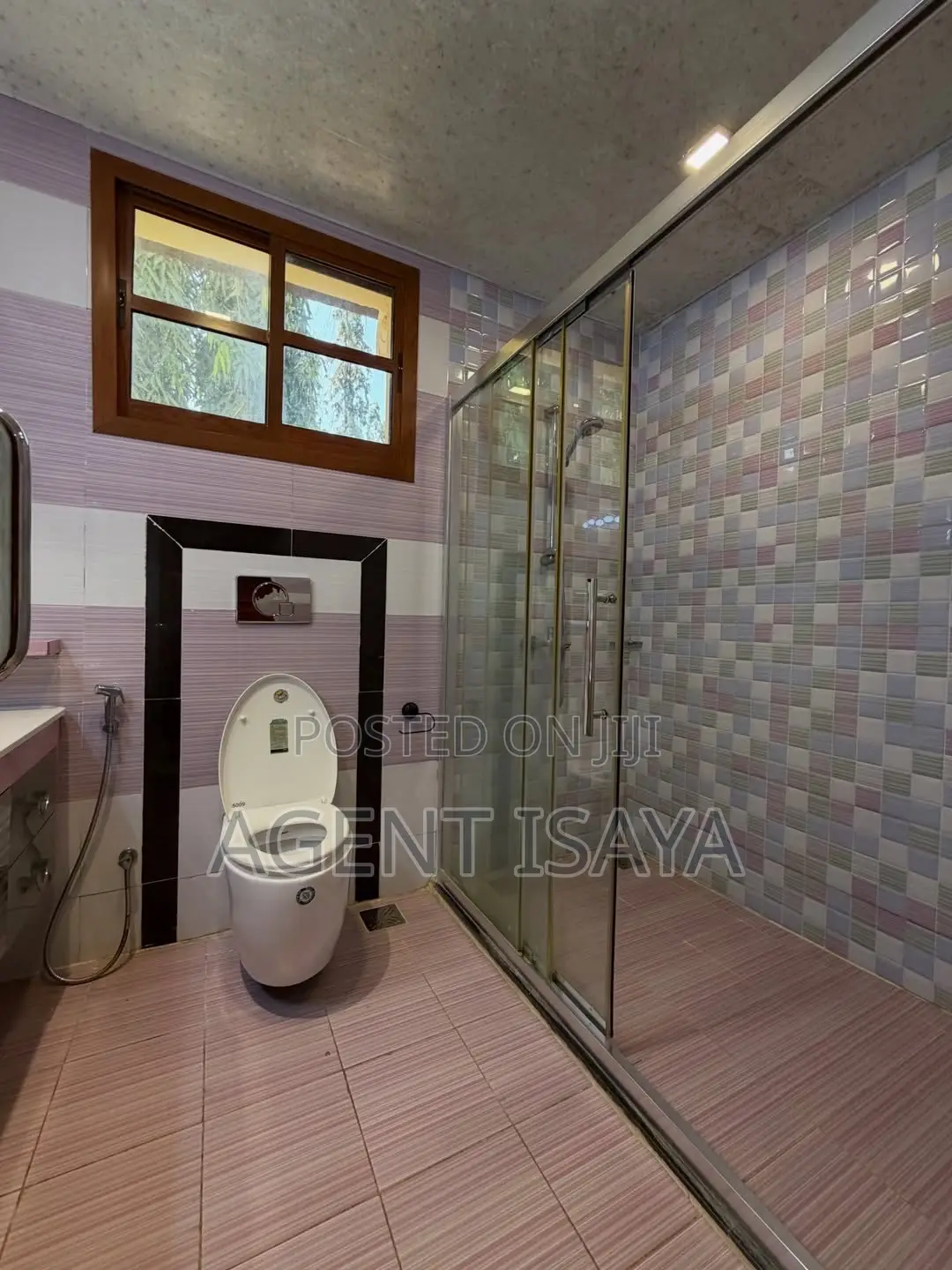 Furnished 3bdrm Apartment in Ada Estate for rent