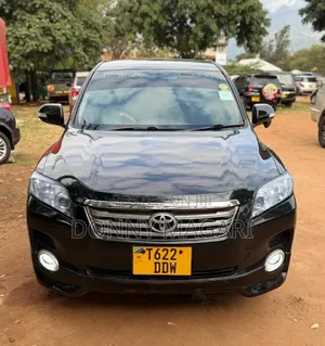 Toyota Vanguard 2010 Black
