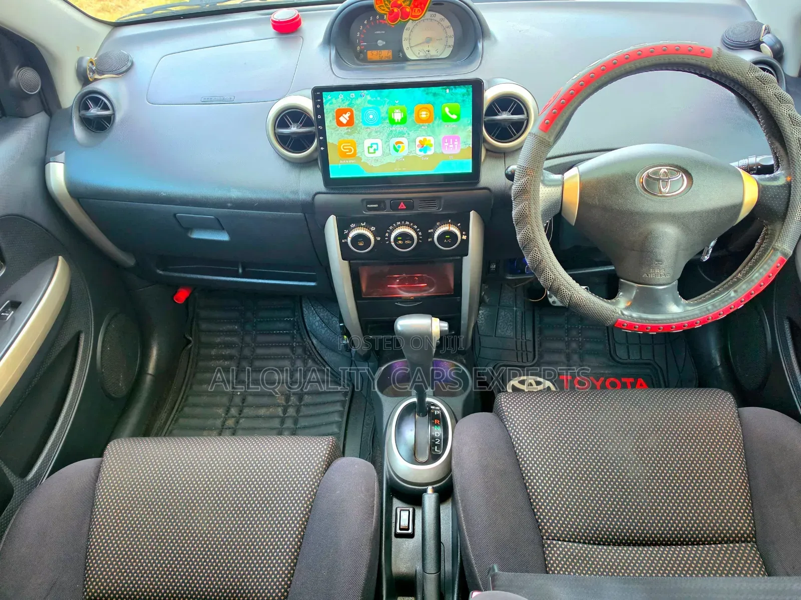Toyota IST 2004