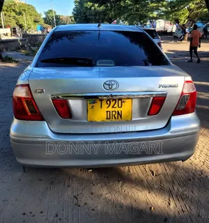 Toyota Premio 2005 Silver