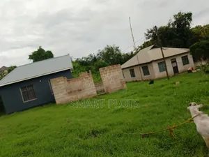 Kiwanja Kizuri Sana Chenye Vyumba Viwili Vya Kumalizia Kinauzwa