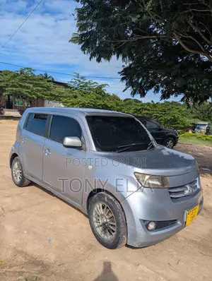 Toyota bB 2006 Silver