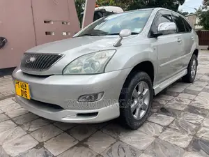 Toyota Harrier 2005 Silver