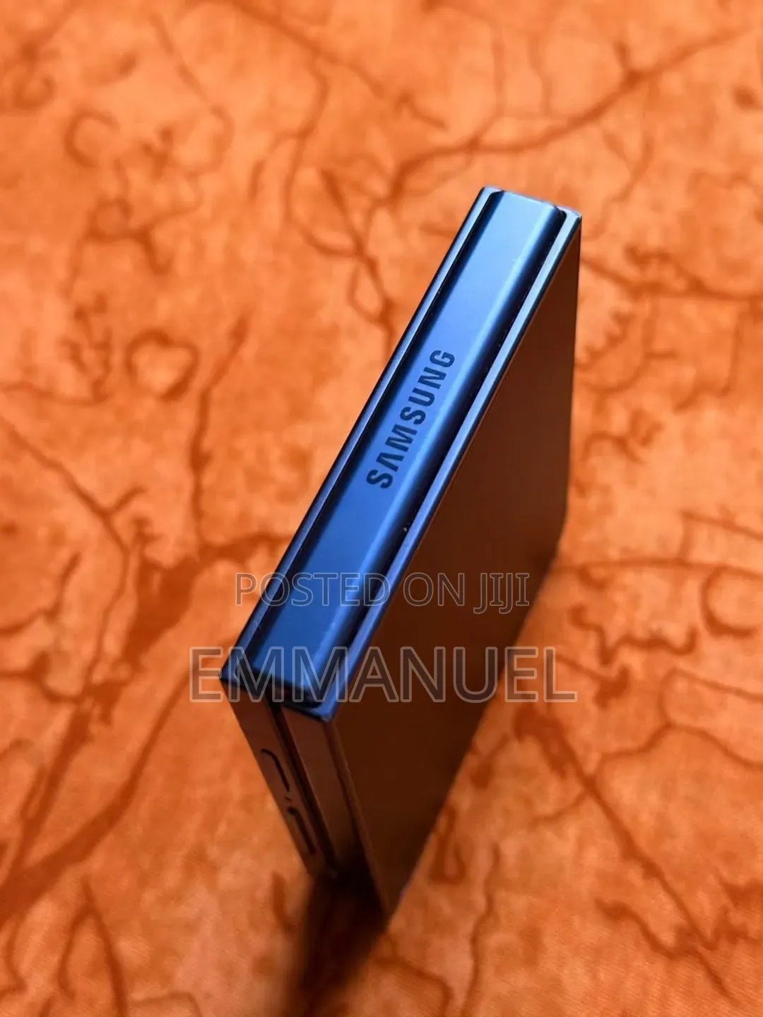New Samsung Z 16 GB Black