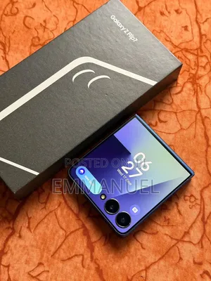 New Samsung Z 16 GB Black