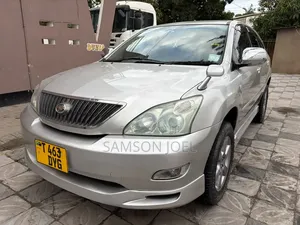 Toyota Harrier 2003 Gold