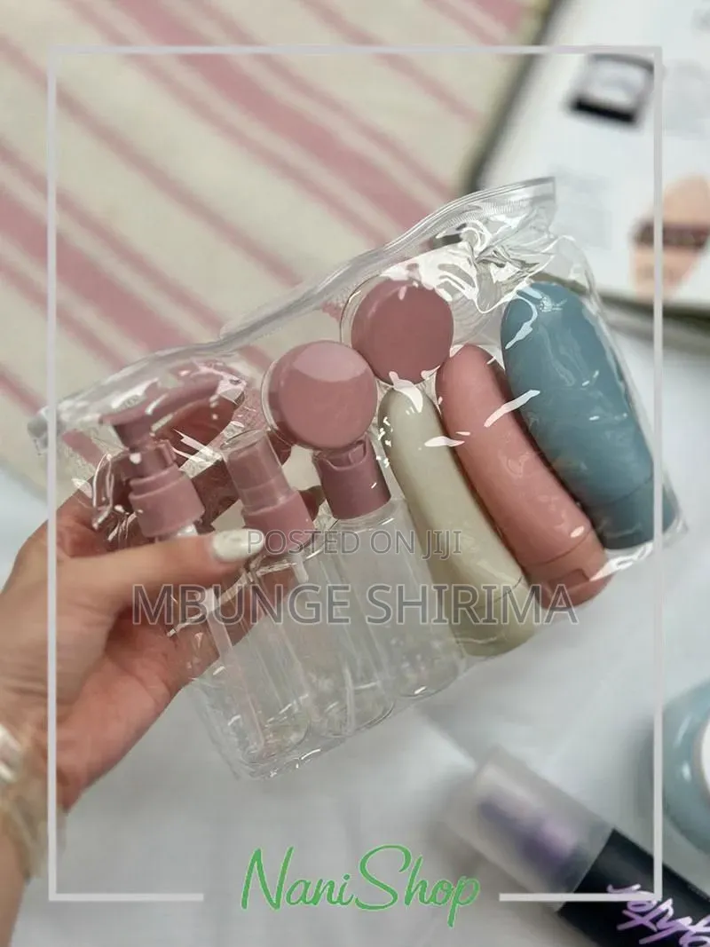 *#11 PCS Essential Travelling Organizer Kit*