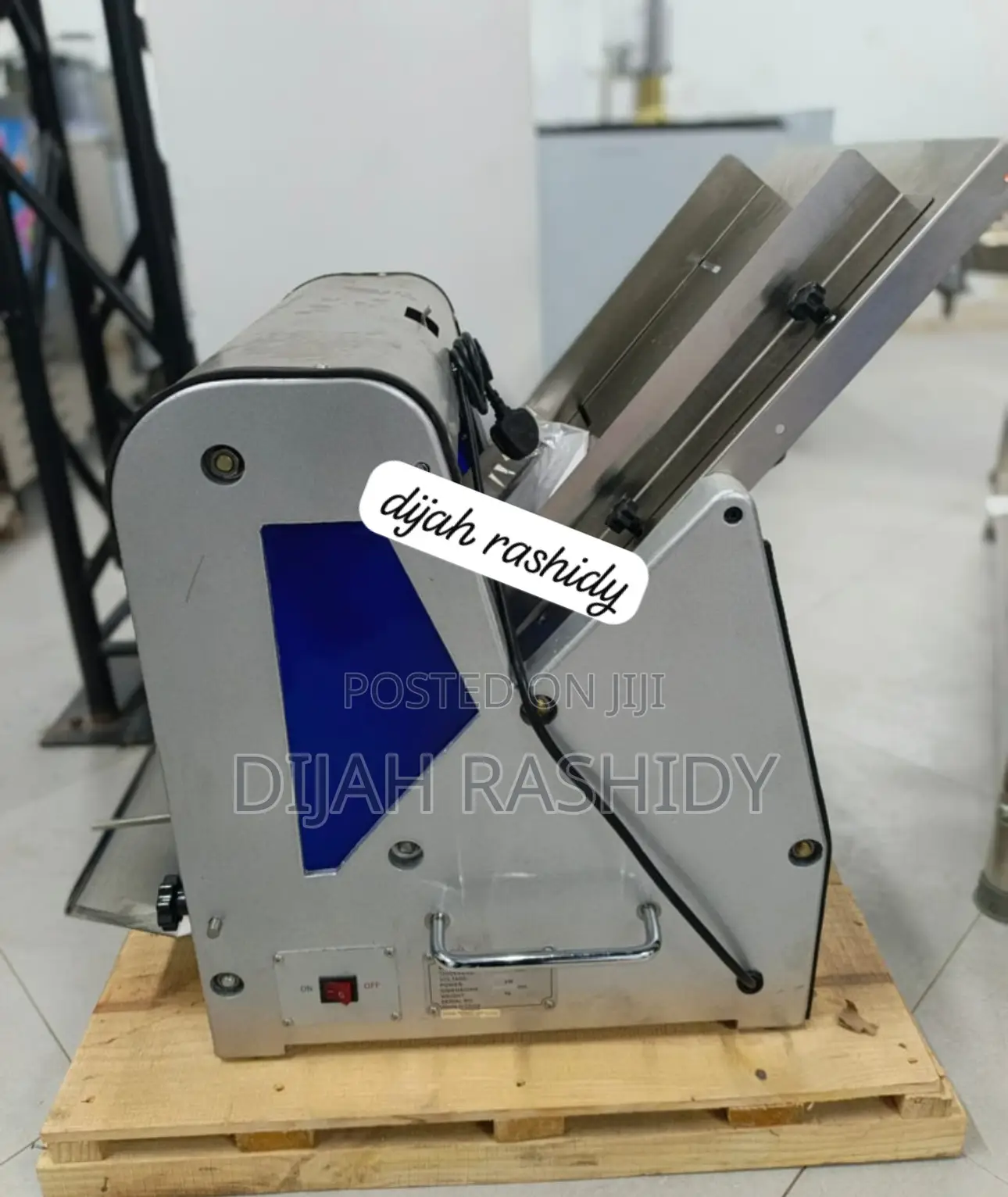Bread Slicer