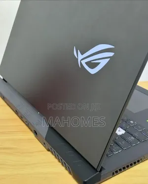 New Laptop Asus ROG Strix G17 16GB AMD Ryzen 9 SSD 1T