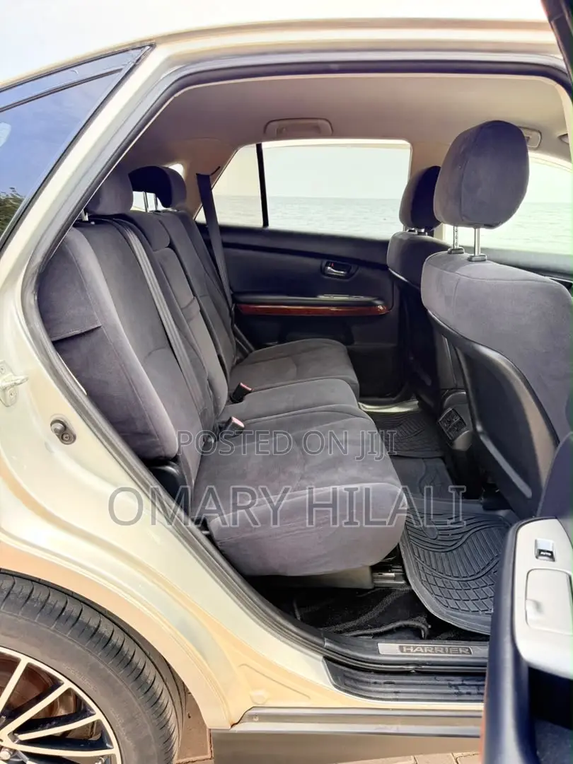 Toyota Harrier 2006 Silver