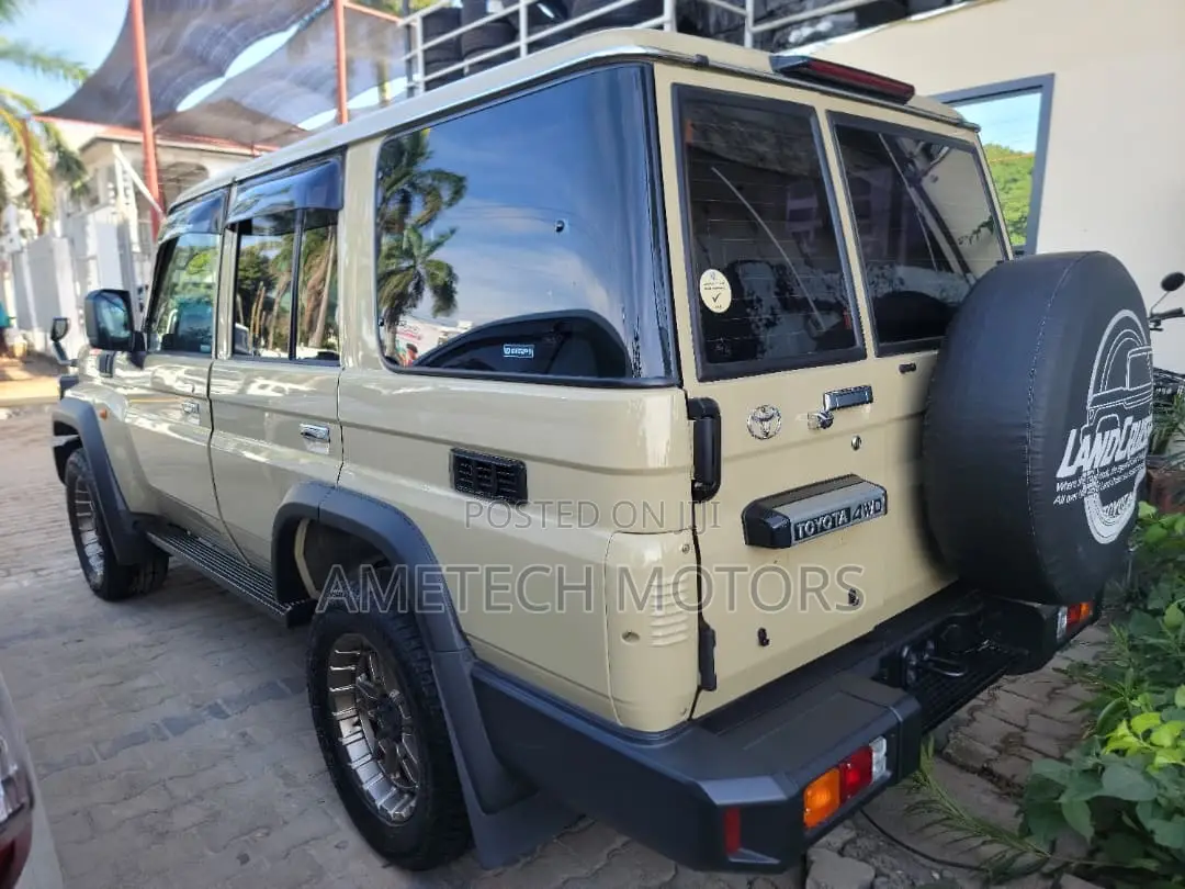 New Toyota Land Cruiser 2024 Beige