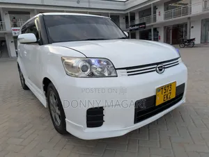 Toyota Corolla Rumion 2009 White
