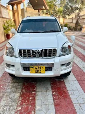 Toyota Land Cruiser Prado 2005 White
