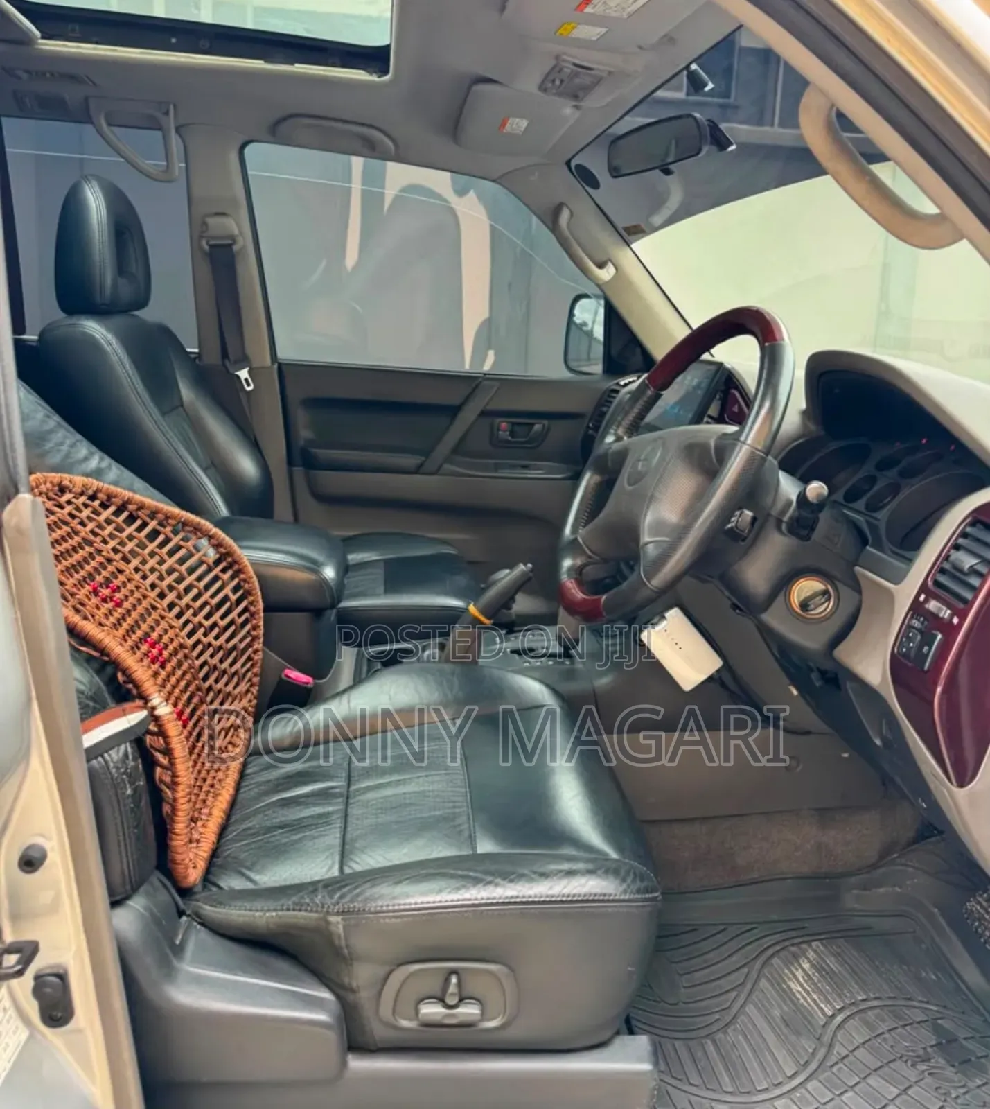 Mitsubishi Pajero 2002 Silver