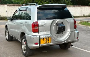 Toyota RAV4 Automatic 2003 Silver
