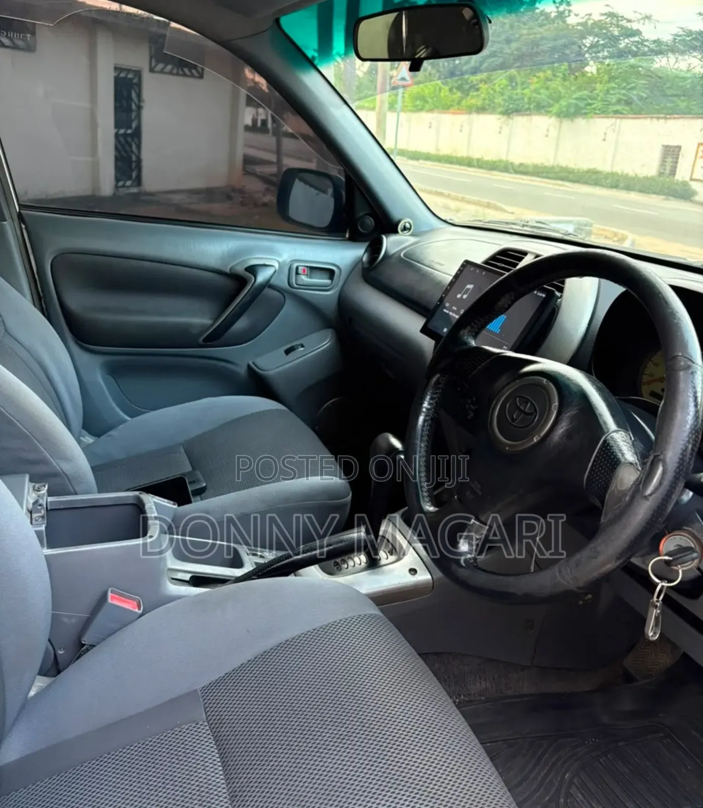 Toyota RAV4 Automatic 2003 Silver