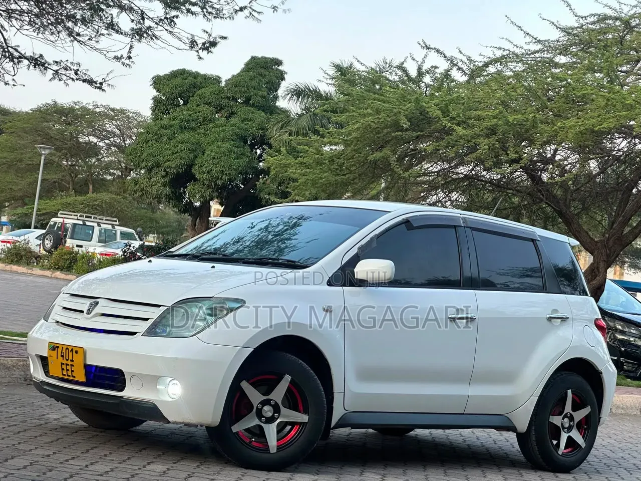 Toyota IST 2004 White