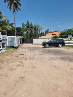 Godown Area SQM 2800 for Rent Usd 12000pm Located in Kawe Beach