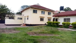 8bdrm House in Ediba Real Estate, Njiro for rent