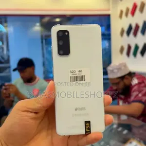 New Samsung Galaxy S20 128 GB White