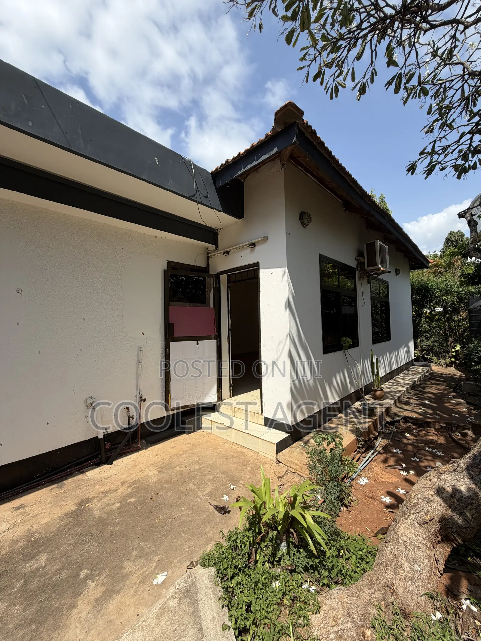 2bdrm House in Coolest Estate, Masaki for rent
