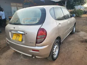 Toyota Duet 2002 Gray