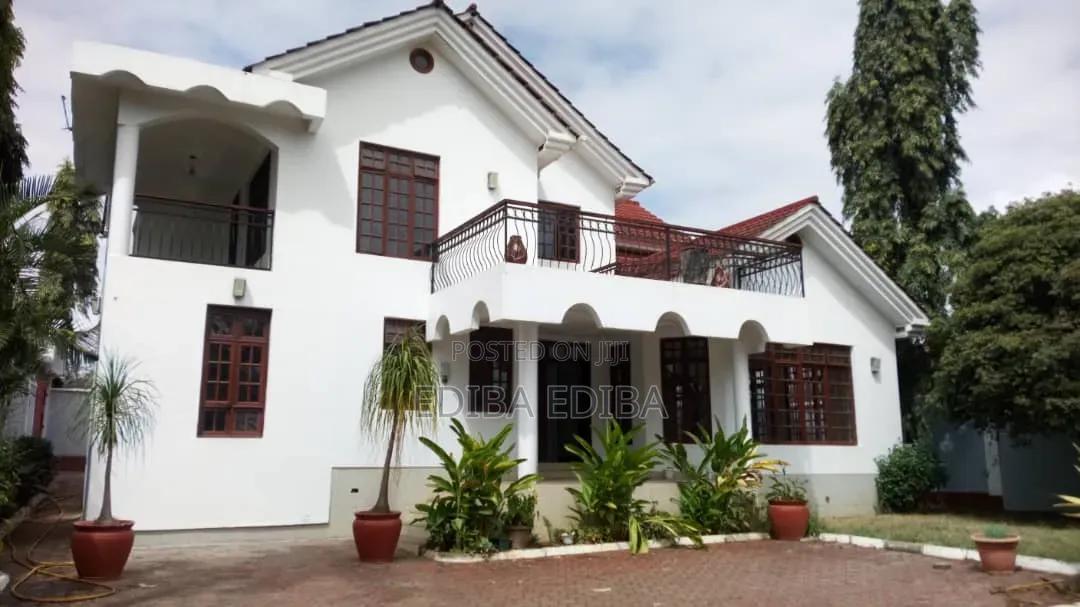 5bdrm House in Ediba Real Estate, Njiro for rent