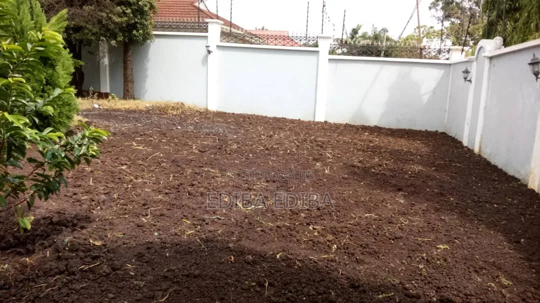 5bdrm House in Ediba Real Estate, Njiro for rent