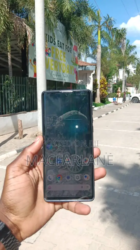 Sharp Aquos R6 128 GB Black