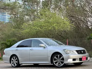 Toyota Crown 2006 Silver