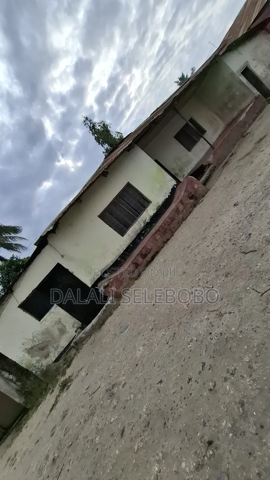 7bdrm House in Makumbusho, Kijitonyama for sale