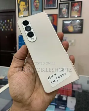 New Samsung Galaxy Z Fold4 512 GB