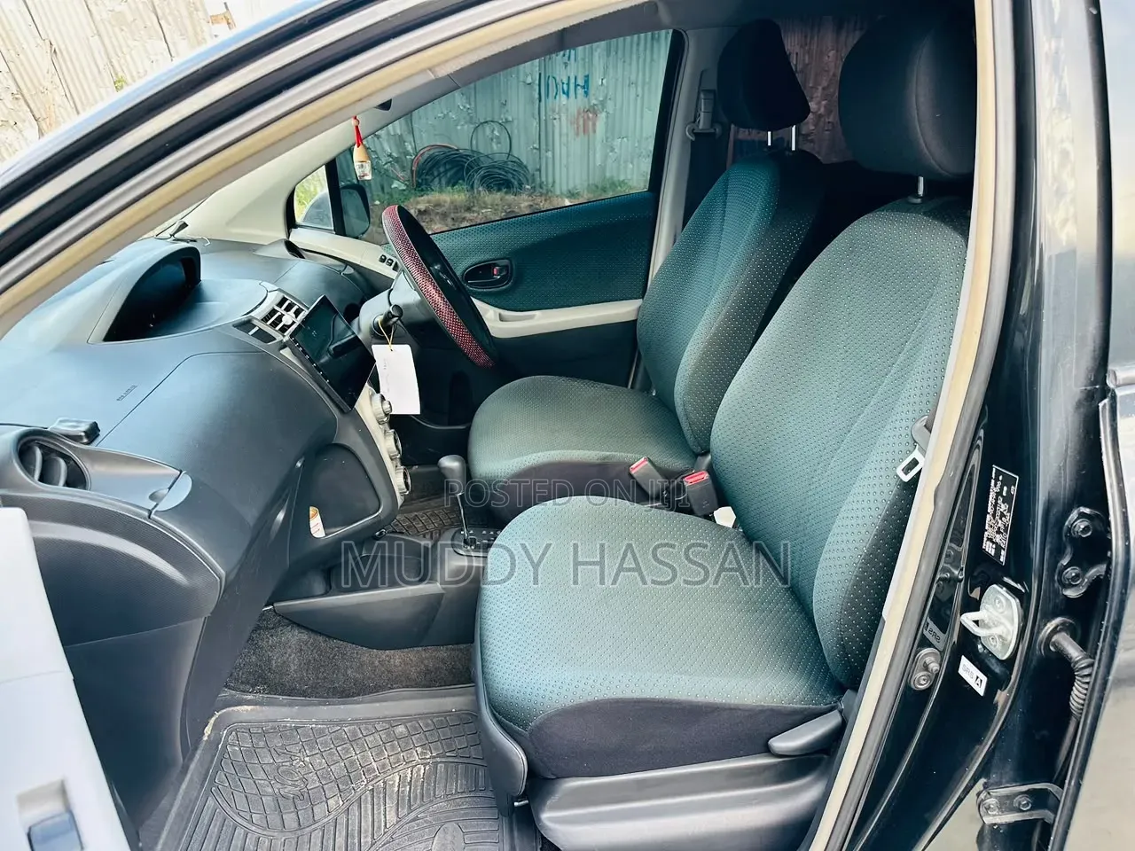 Toyota Vitz 2009 Black