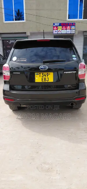 Subaru Forester 2014 Black