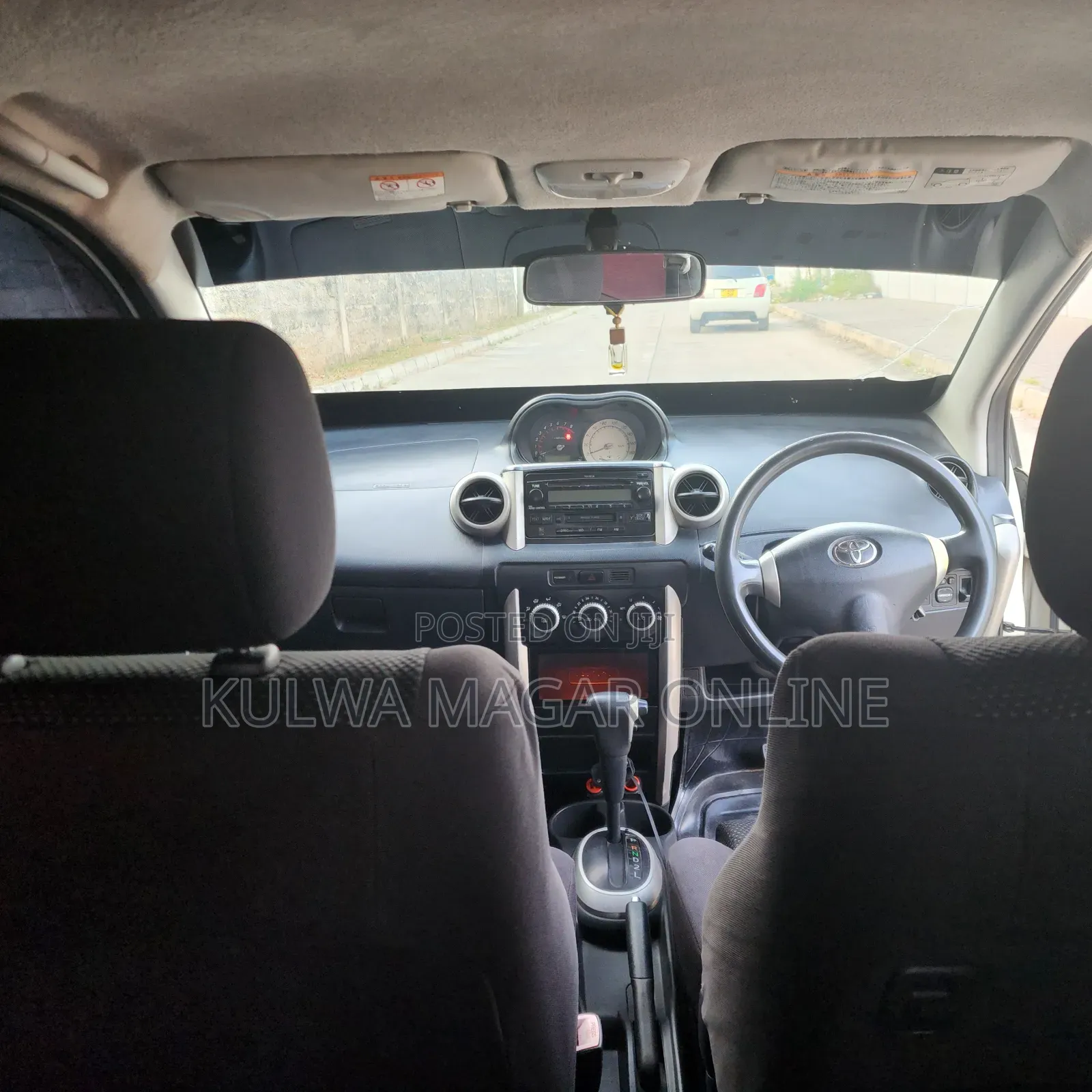 Toyota IST 2005 White