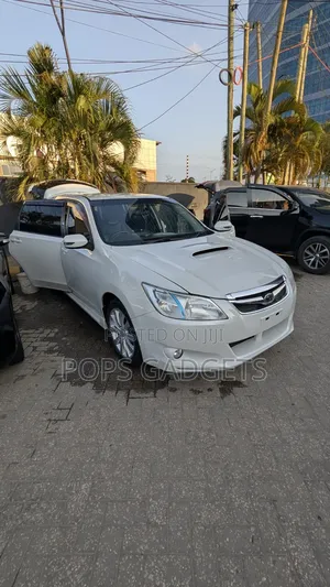 Subaru Exiga 2010 Pearl