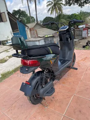 Arc Vector 2025 Black