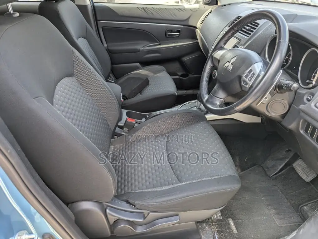 Mitsubishi Outlander 2010 Blue