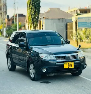 Subaru Forester 2010 Black