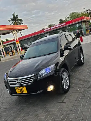 Toyota Vanguard 2011 Black