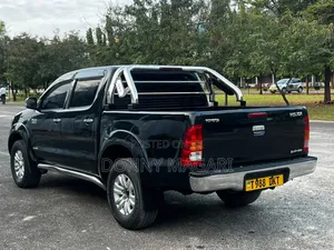 Toyota Hilux 2007 Black