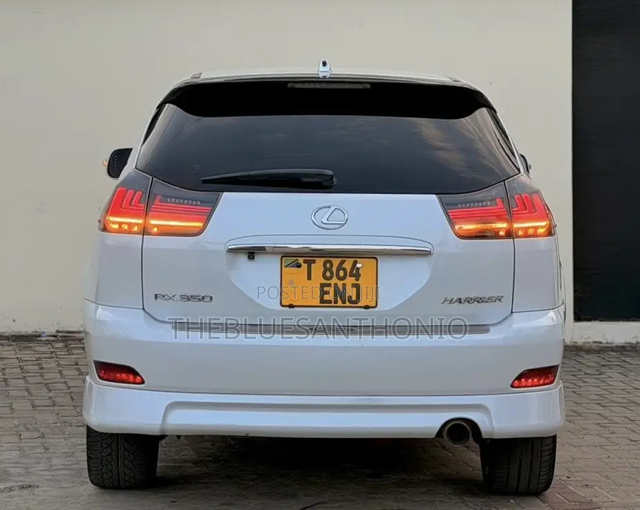Toyota Harrier 2007 White