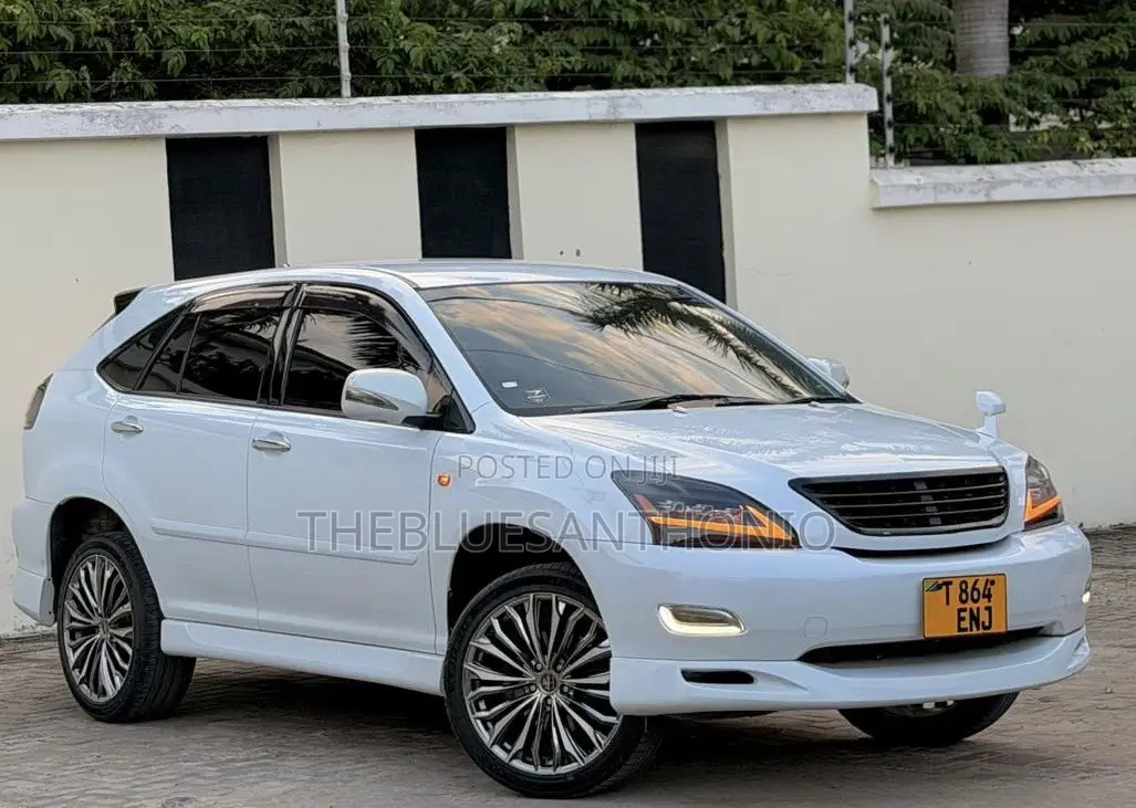 Toyota Harrier 2007 White