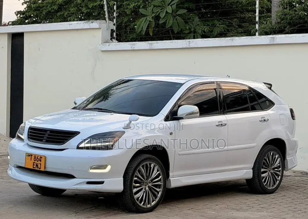 Toyota Harrier 2007 White