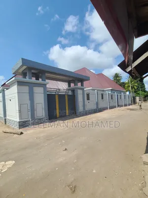 Furnished 20bdrm House in Biriani Real Estate, Chamazi for sale