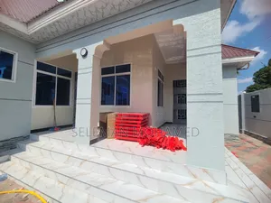 Furnished 20bdrm House in Biriani Real Estate, Chamazi for sale